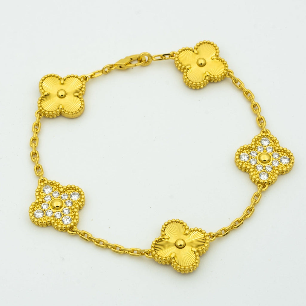 [LUXE] CLASH & Clover Laser 5-Motif & LOVE Brushed Bracelet Stack Set