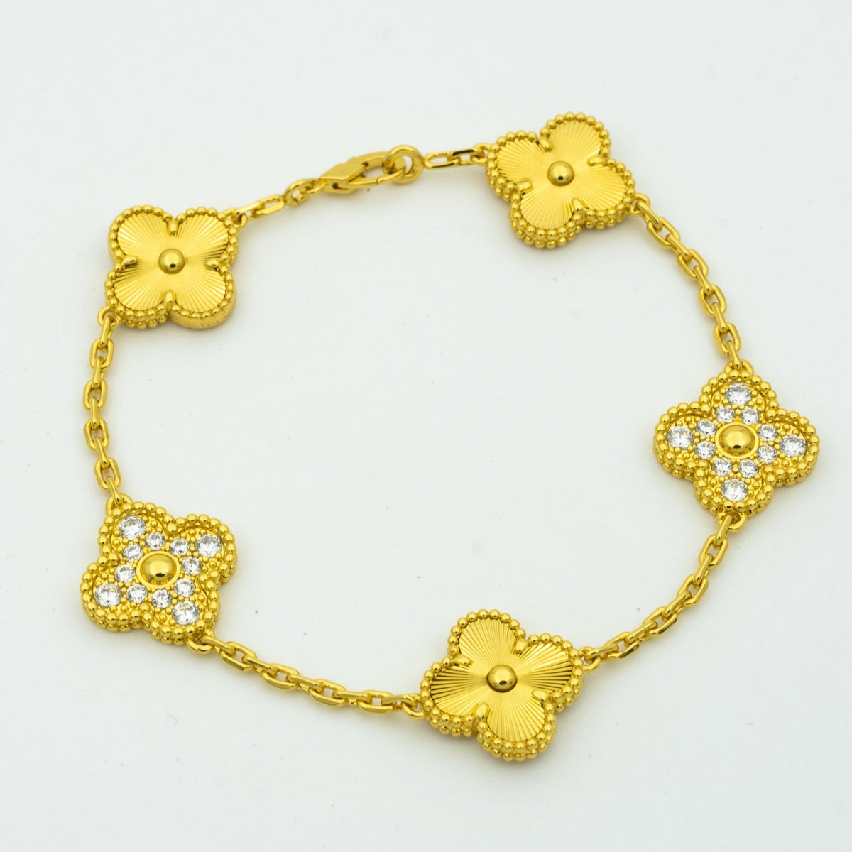 [LUXE] CLASH & Clover Laser 5-Motif & LOVE Brushed Bracelet Stack Set