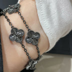 [LUXE JEWELRY]CLOVER 5 MOTIF BLACK BRACELET