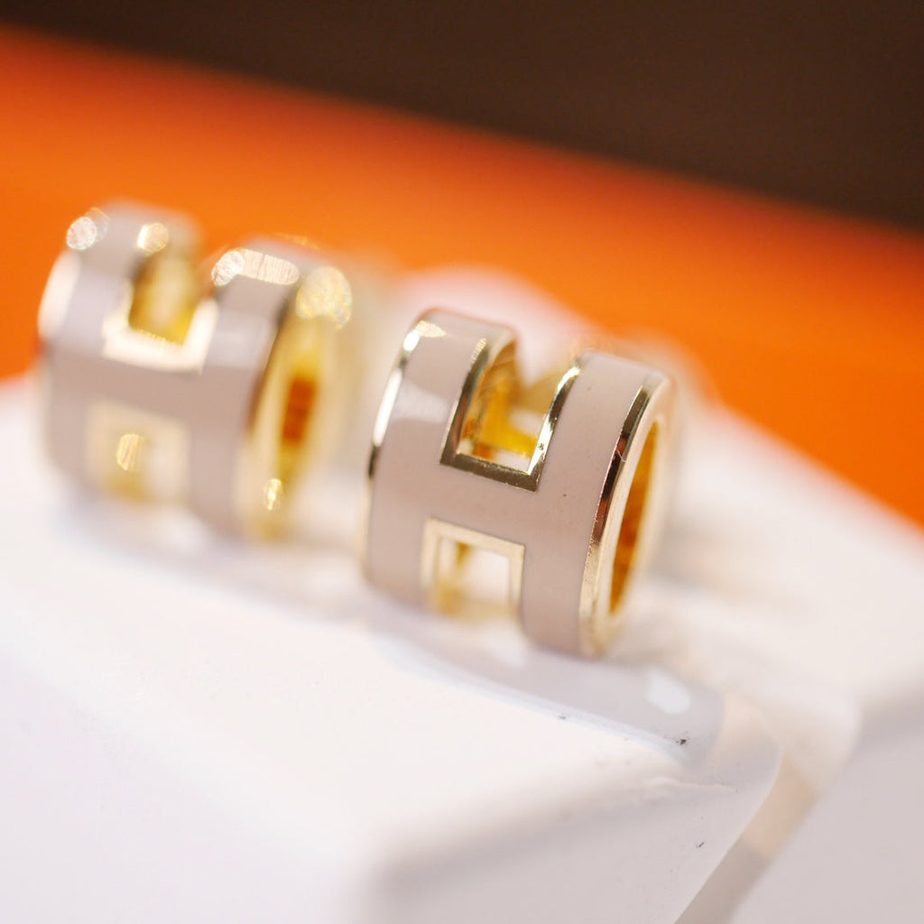[Luxe]ミニポップHゴールドイヤリンググレー