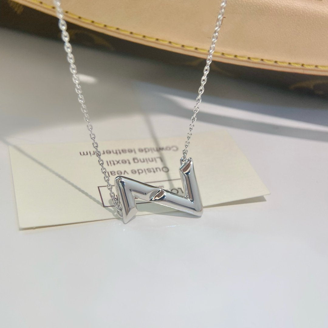 [Luxe]Collier VOLTE À L'ENVERS