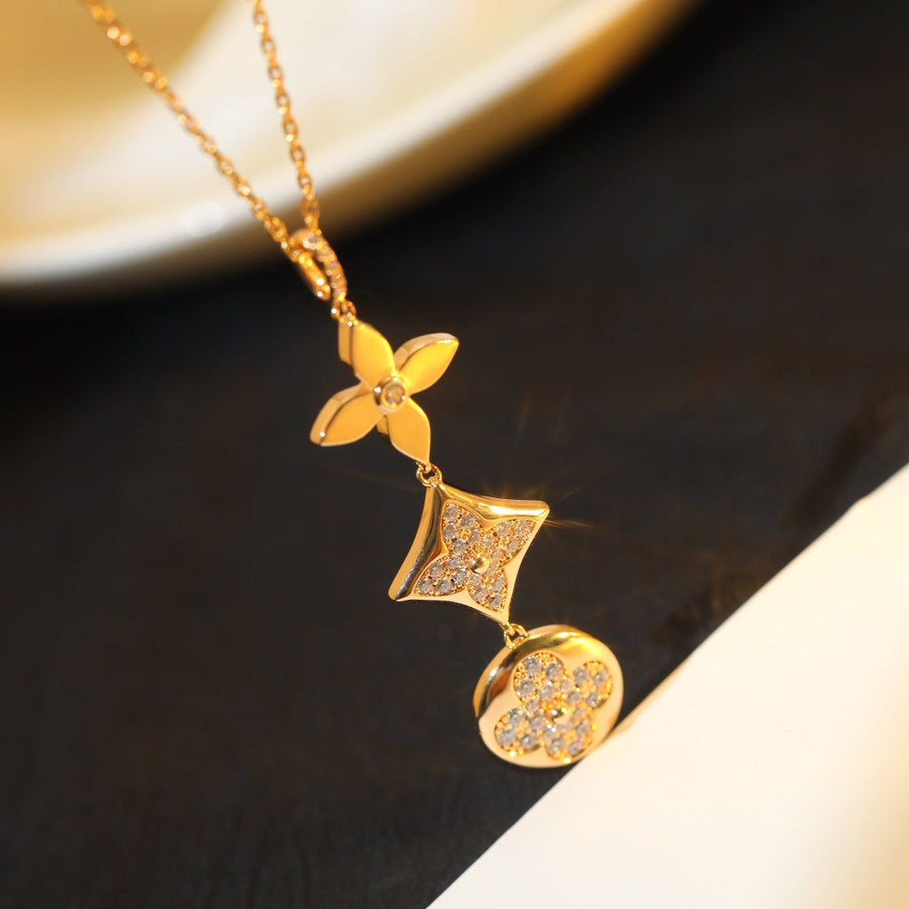 [Luxe] COLLIER EN OR ROSE DIAMANTS ÉTOILE ET SOLEIL