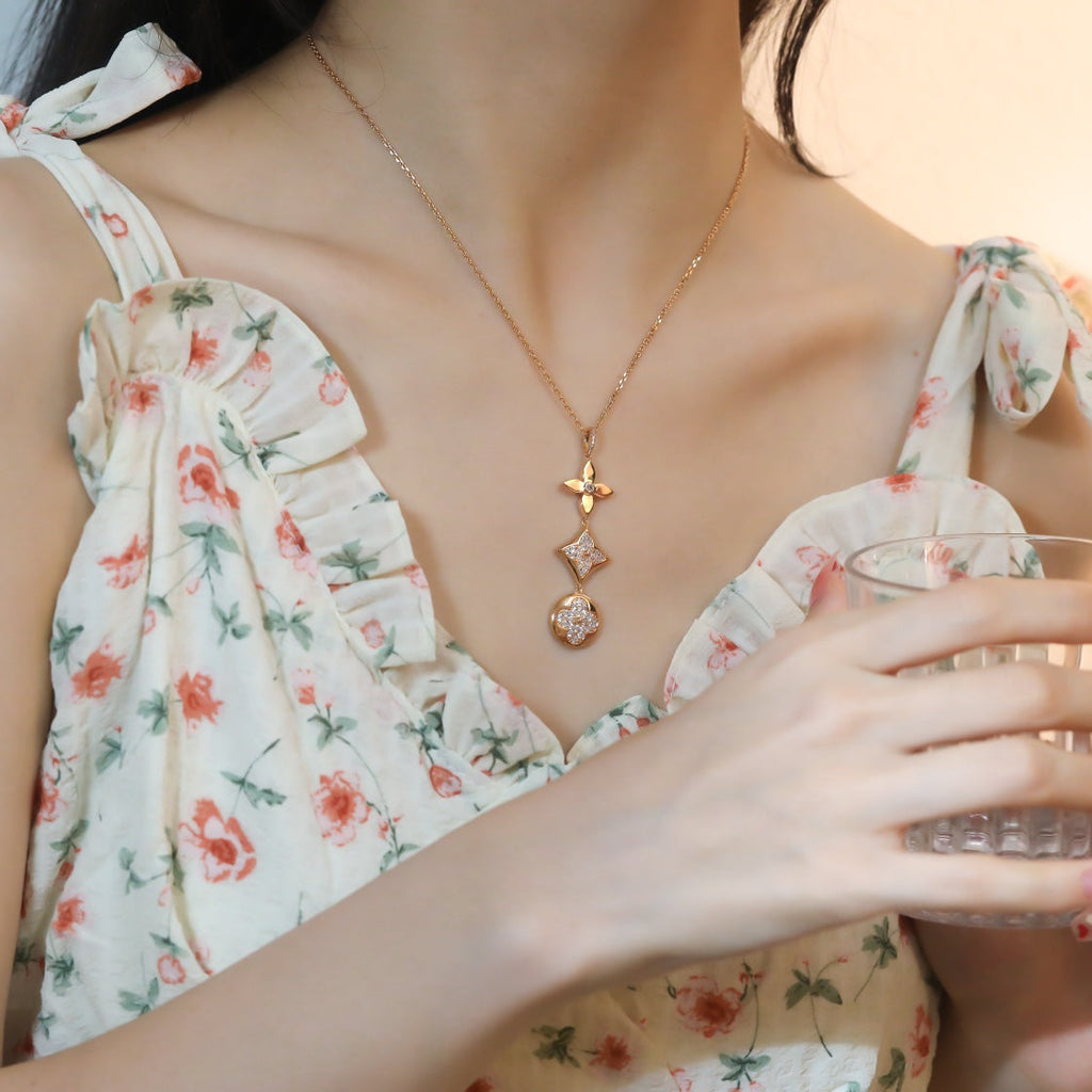 [Luxe] COLLIER EN OR ROSE DIAMANTS ÉTOILE ET SOLEIL