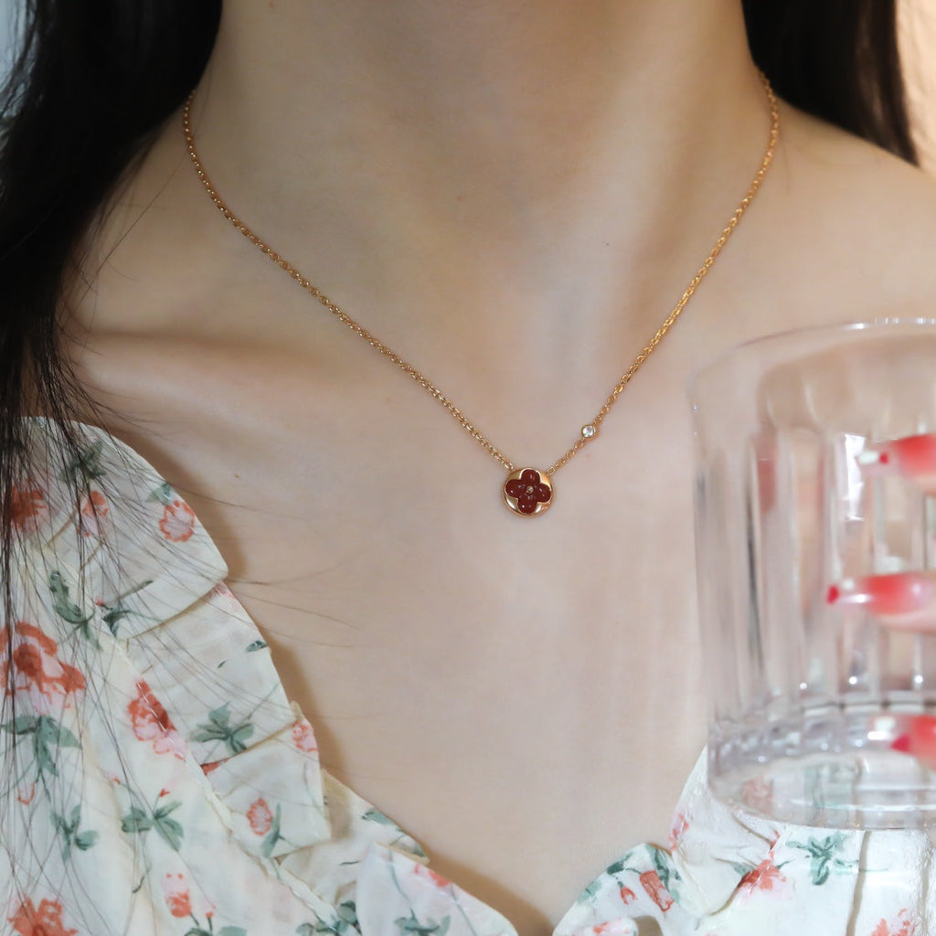 [Luxe] COLLIER PENDENTIF SOLEIL EN OR ROSE 1 DIAMANT