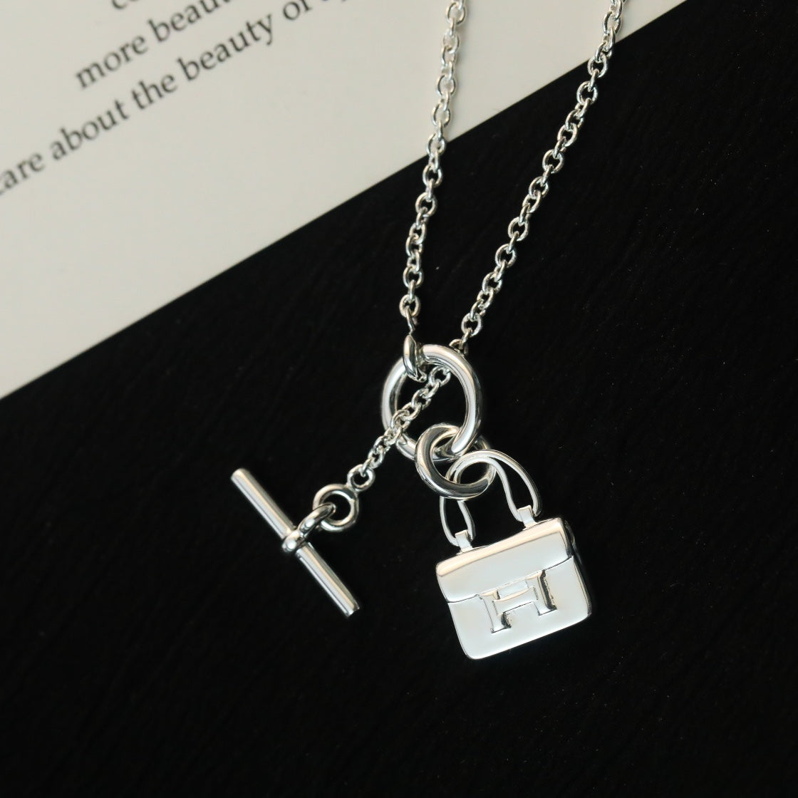 [Luxe]Collier pendentif POP H en argent