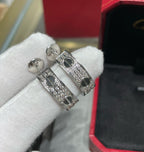 [Luxe Jewelry]LOVE CERAMIC DIAMOND PAVED SILVER EARRINGS