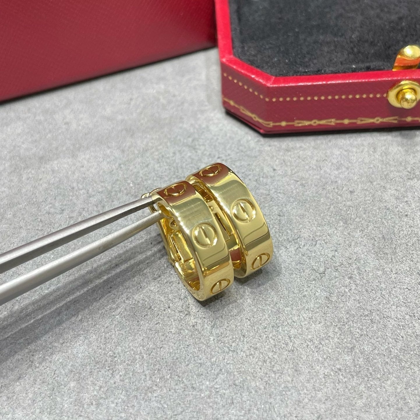 [Luxe Jewelry]LOVE 5.5MM EARRINGS