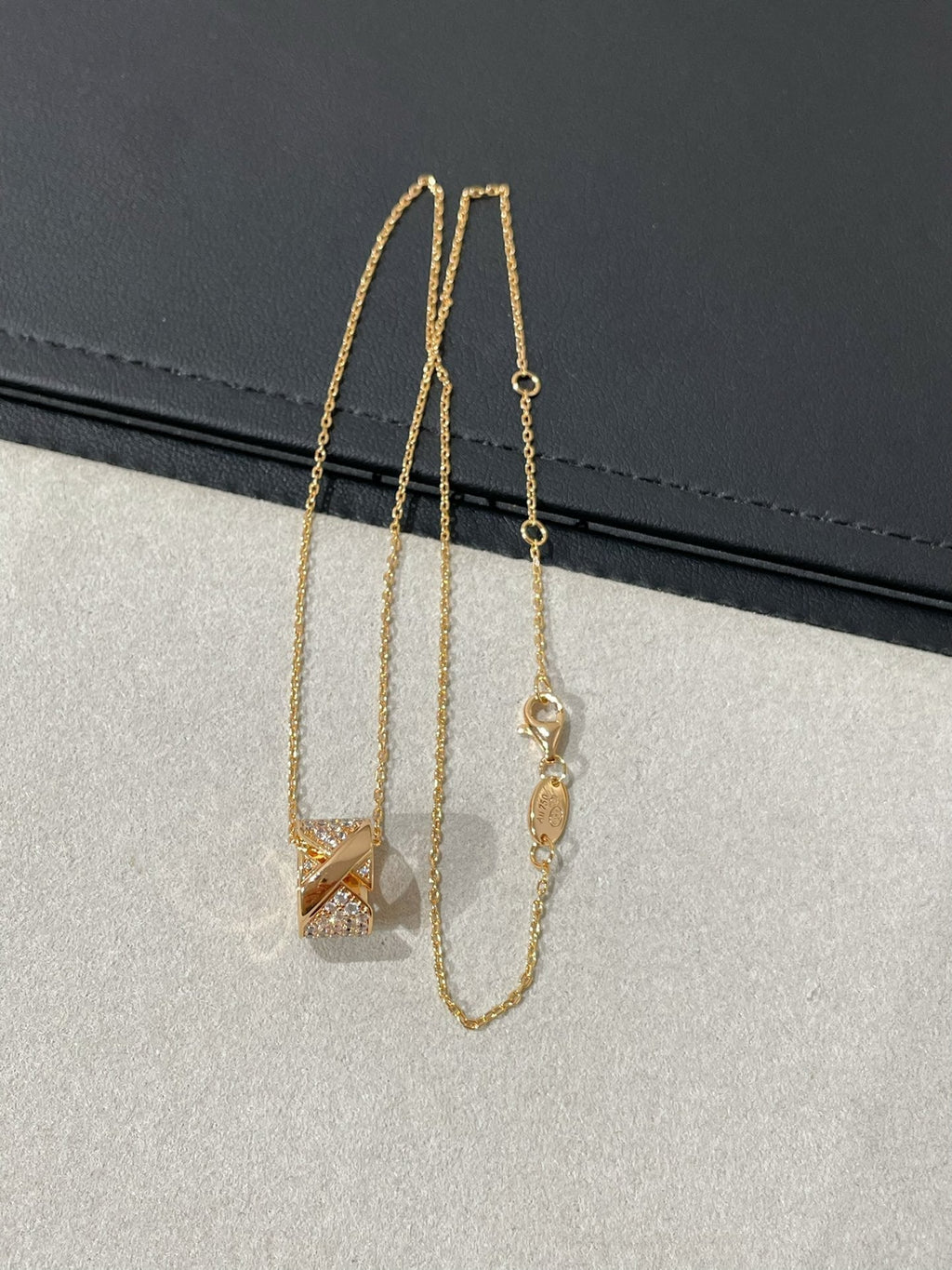 [Luxe]リアン エビデンス ダイヤモンド パヴェネックレス
