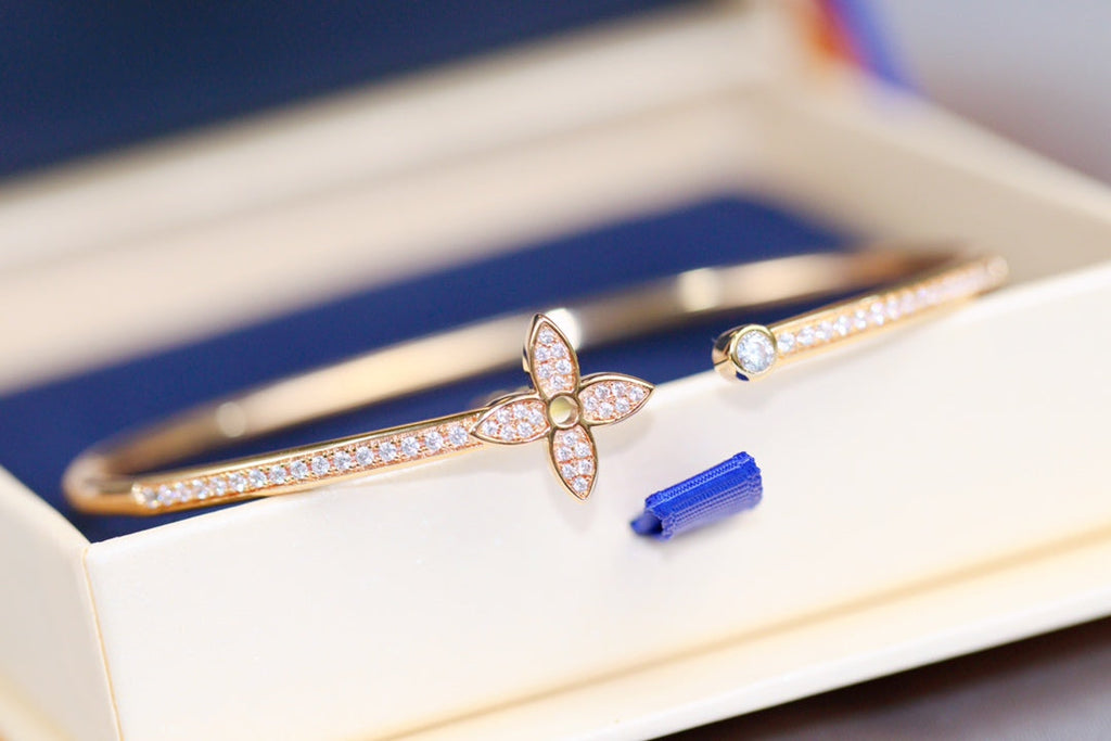 [Luxe]IDYLLE PINK GOLD OPEN BRACELET DIAMOND PAVED