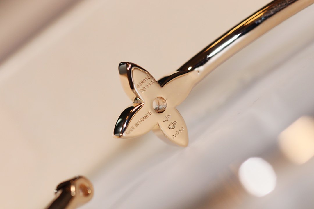 [Luxe]IDYLLE ゴールド オープンブレスレット ダイヤモンドパヴェ