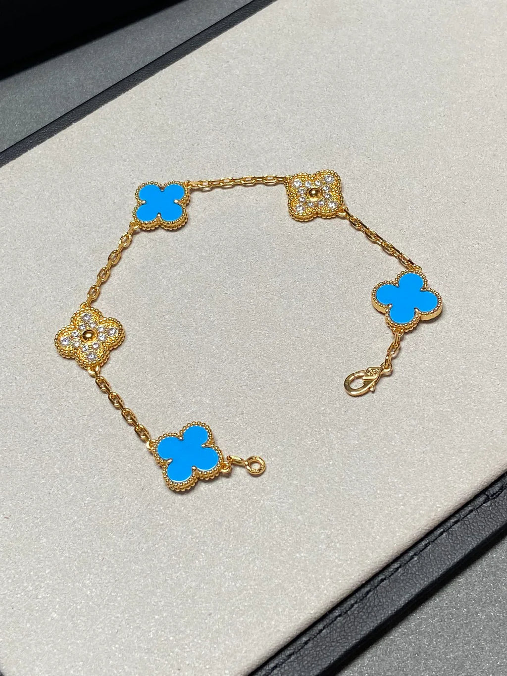 [Luxe] CLOVER 5 MOTIF BLUE AGATE BRACELET COLLECTION