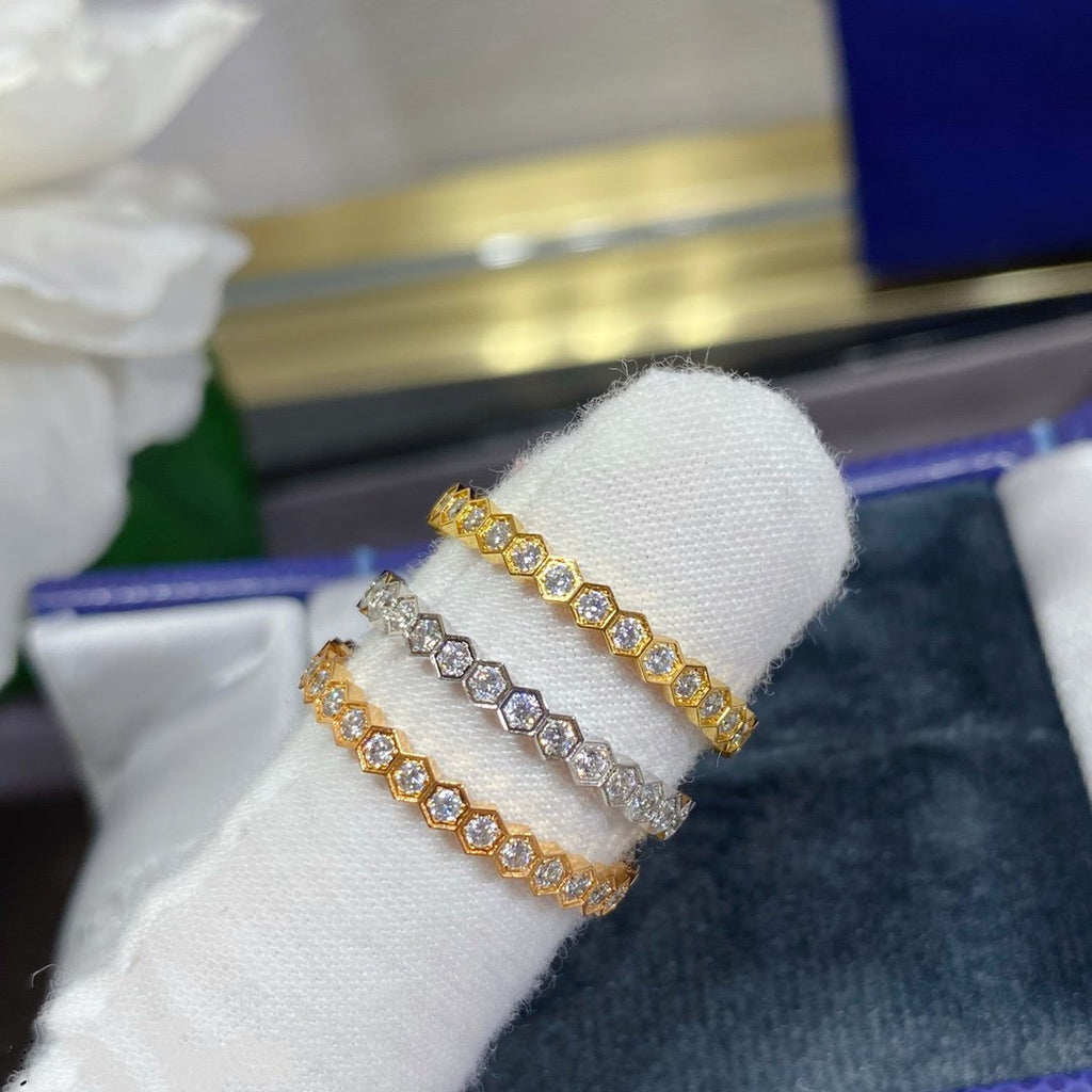 [Luxe] PETITE BAGUE BEE LOVE PAVÉE DE DIAMANTS