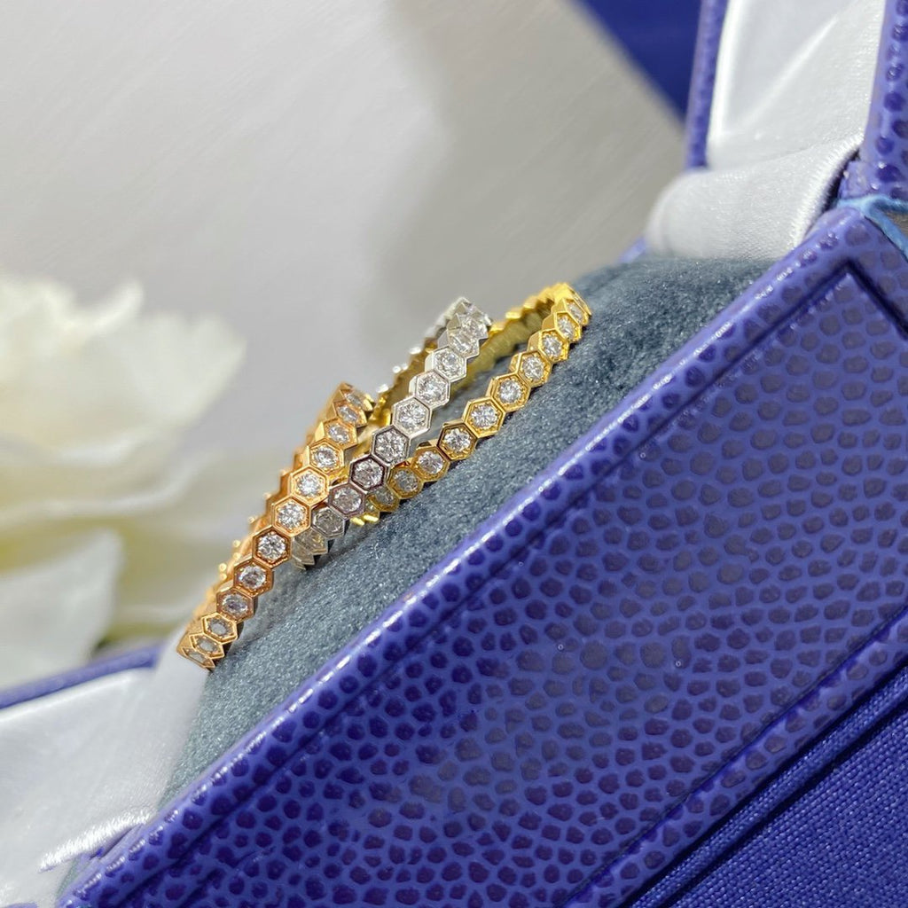 [Luxe] PETITE BAGUE BEE LOVE PAVÉE DE DIAMANTS