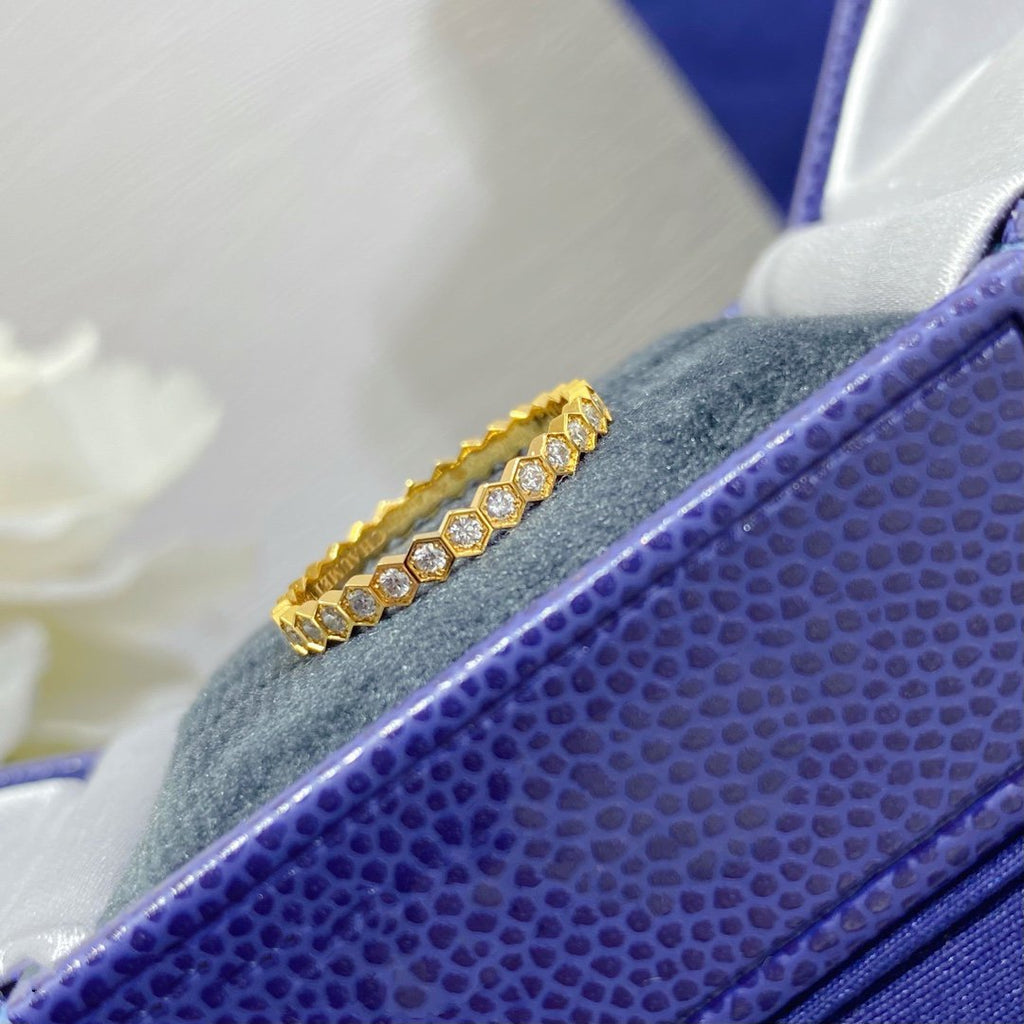 [Luxe] PETITE BAGUE BEE LOVE PAVÉE DE DIAMANTS