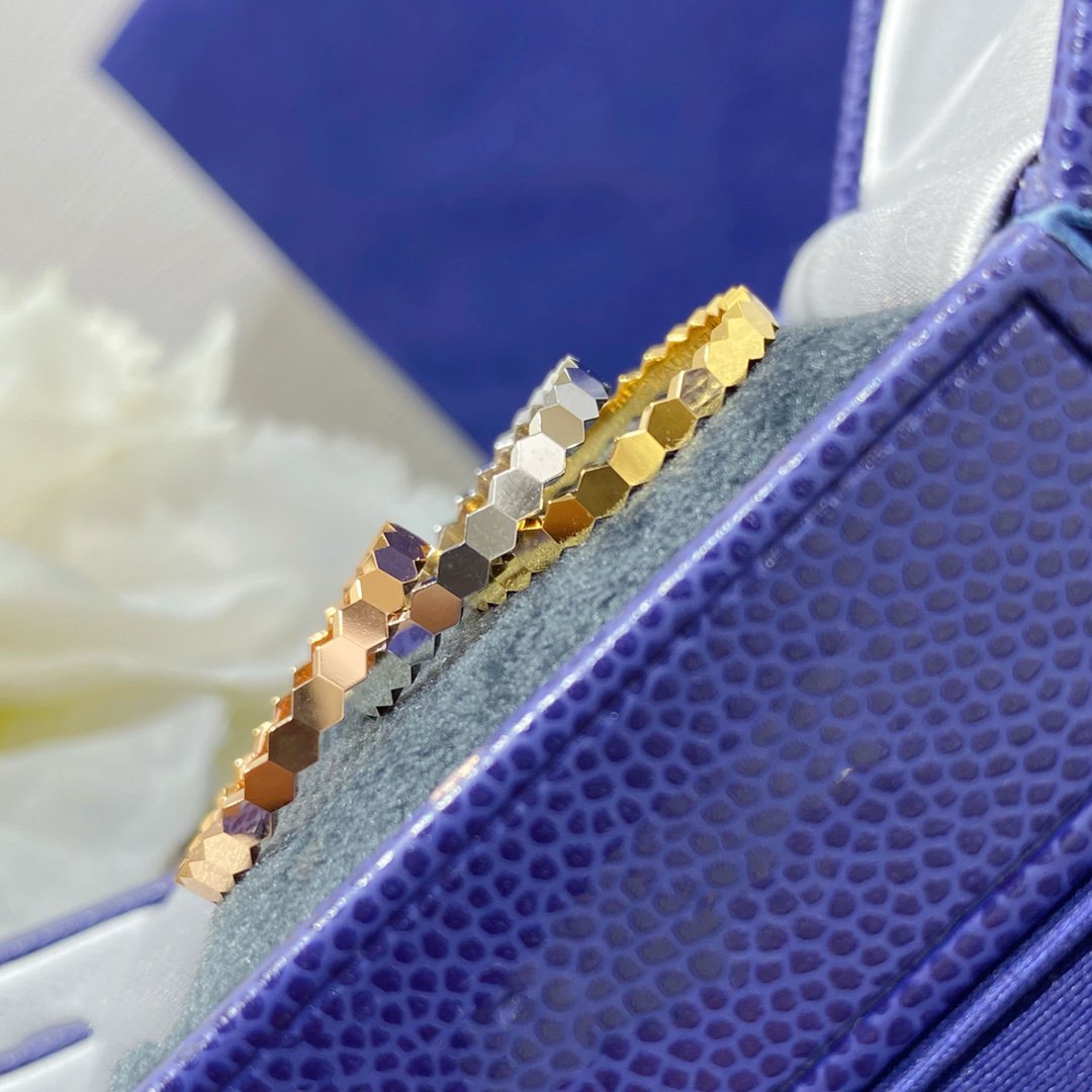[Luxe] PETITE BAGUE BEE LOVE