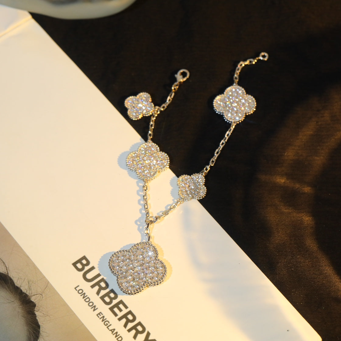 [Luxe]CLOVER BRACELET 5 MOTIF SILVER DIAMOND PAVED