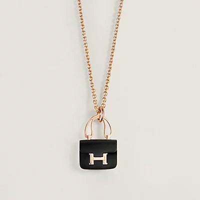 [Luxe] COLLIER PENDENTIF FEMME AMULETTES HM CONSTANCE