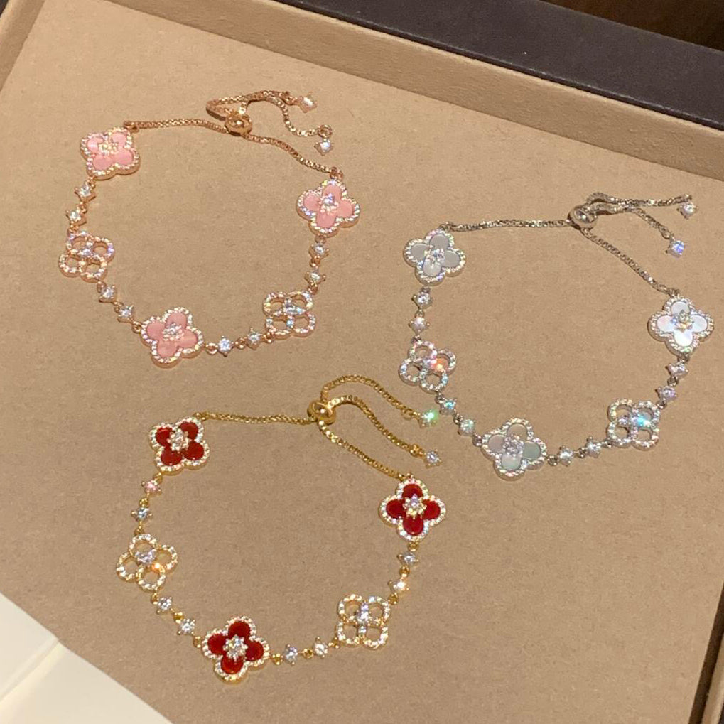 [Luxe]CLOVER 5 MOTIF PINK BLUE RED WHITE BRACELET
