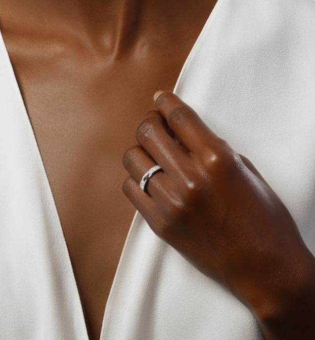 [Luxe] BAGUE ALLIANCE LIENS VIDENCE PAVÉE DIAMANTS 4 MM