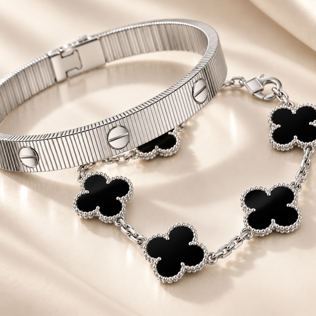 [LUXE]Clover & Love Sliver 2-Piece Bracelet Stack Set