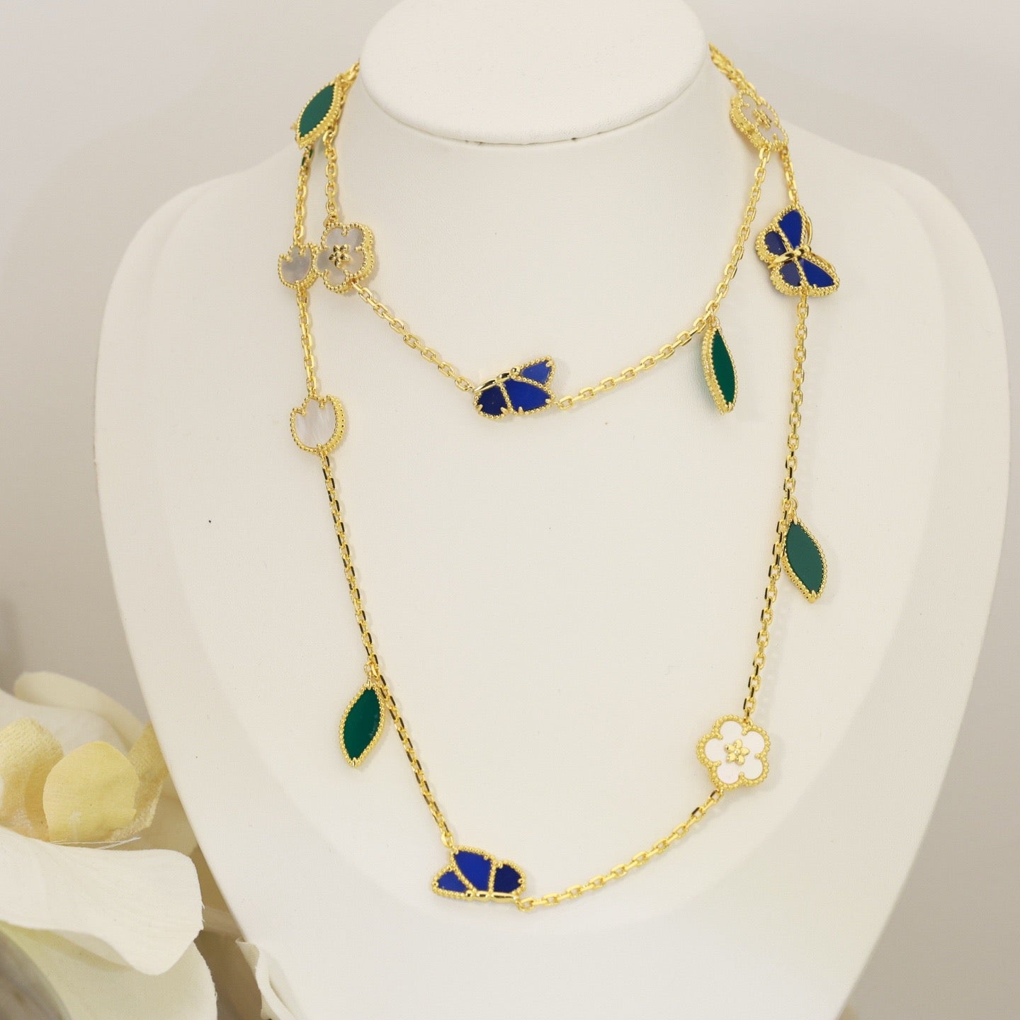 [Luxe]LUCKY SPRING BUTTERFLY 15 FLOWER NECKLACE