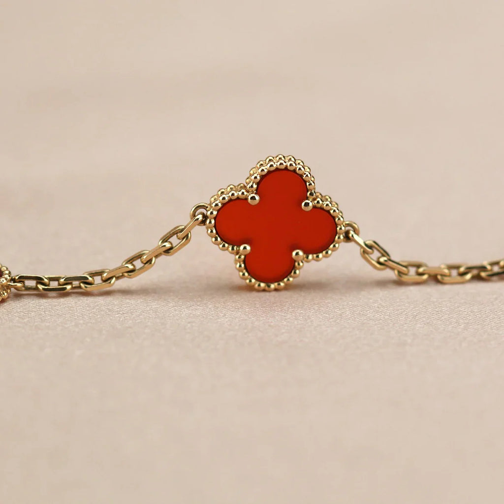[Luxe] CLOVER 5 MOTIF RED CORNELIAN BRACELET COLLECTION
