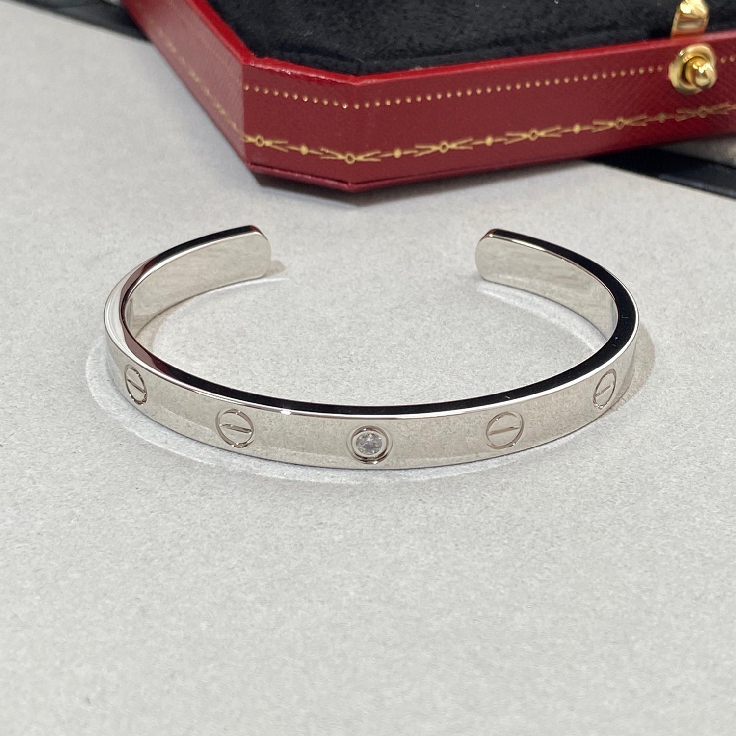 [Luxe Jewelry]LOVE BRACELET 6.1MM 1 DIAMOND OPEN CUFF