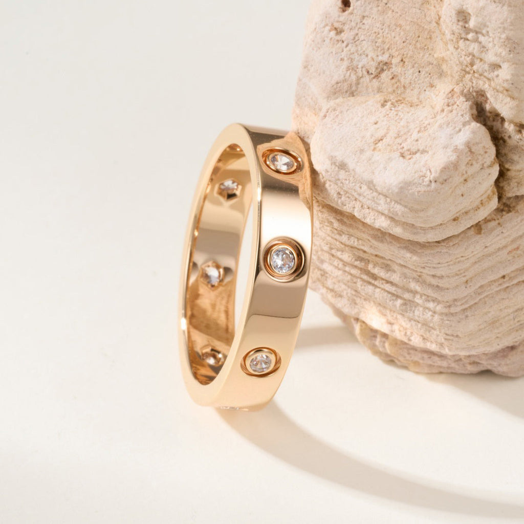 [Luxe Jewelry]LOVE 4MM 8 DIAMOND RING