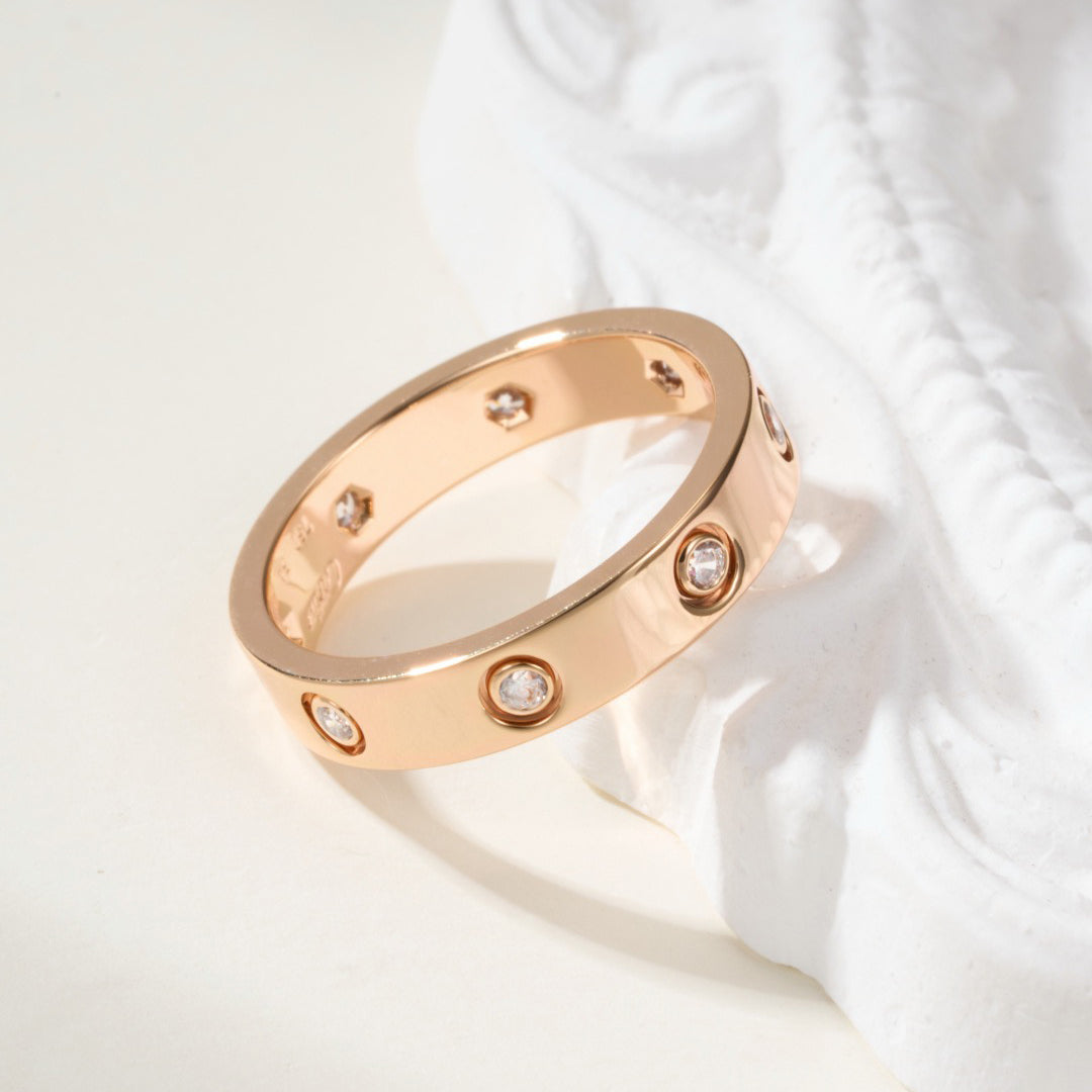 [Luxe Jewelry]LOVE 4MM 8 DIAMOND RING