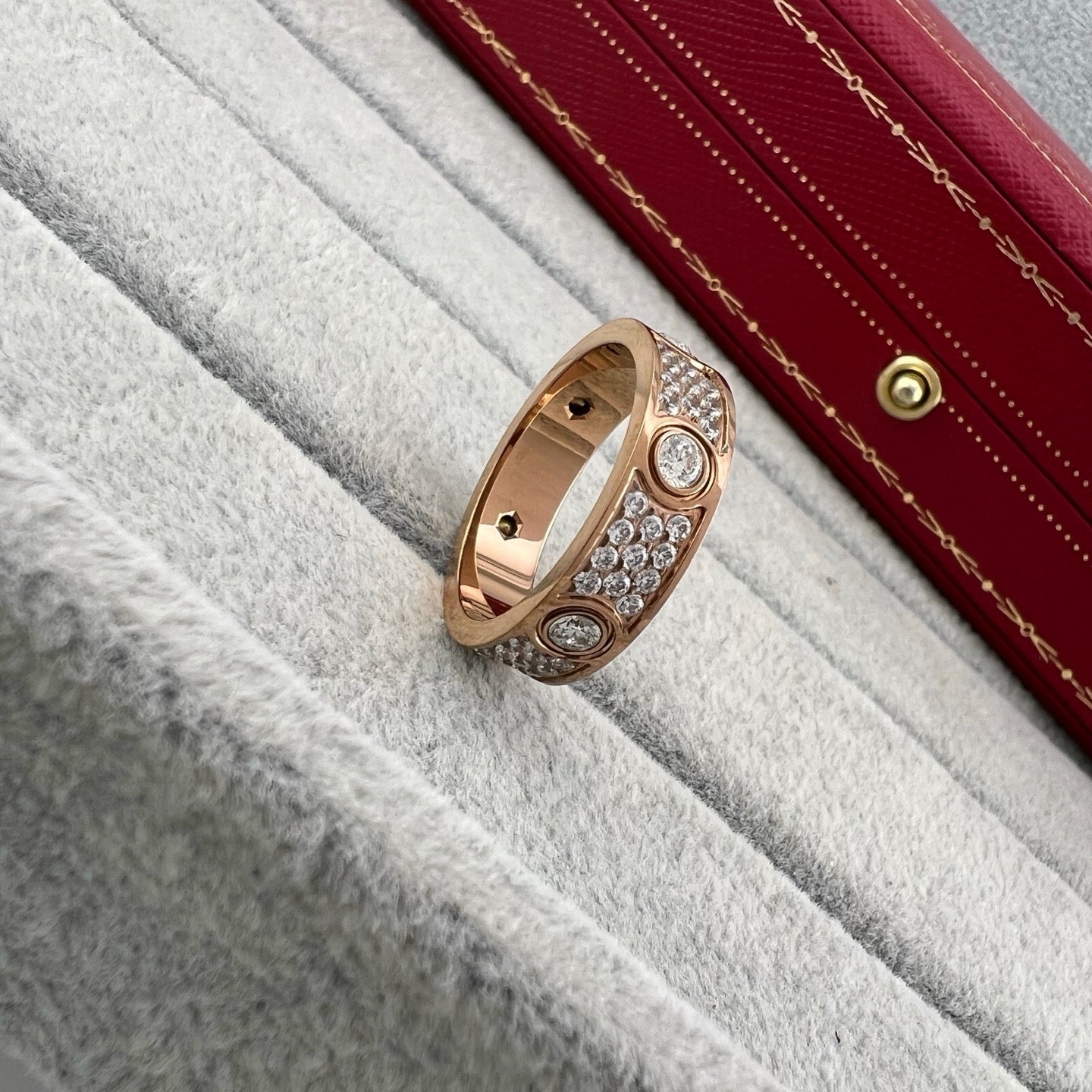 [Luxe Jewelry]LOVE 5.5MM FULL-PAVE 6-DIAMOND RING