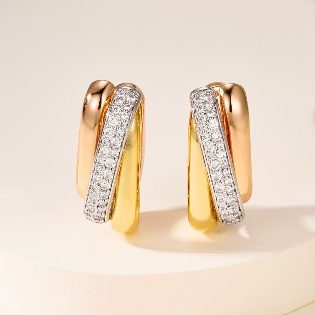 [Luxe Jewelry]TRINITY HALF DIAMOND  CUSHION EARRINGS