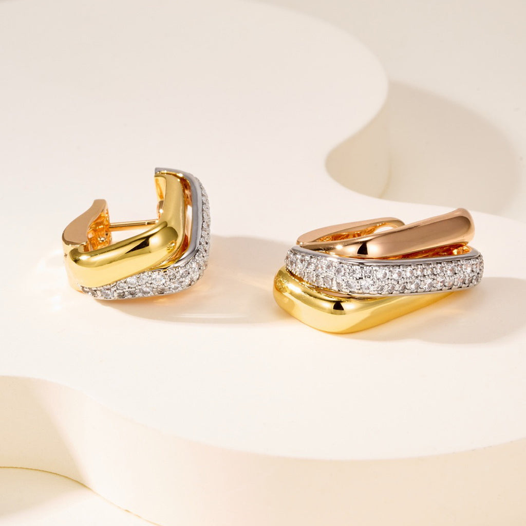 [Luxe Jewelry]TRINITY HALF DIAMOND  CUSHION EARRINGS
