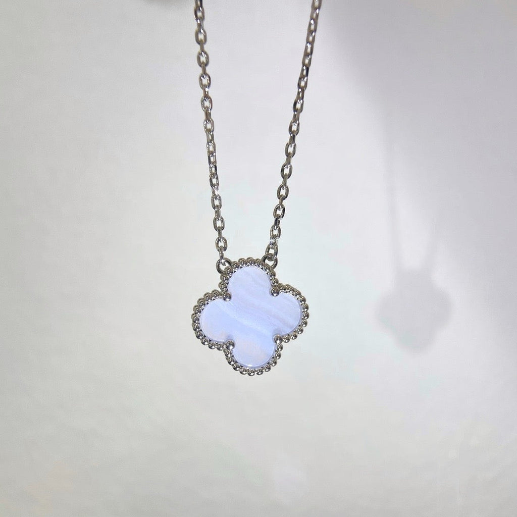 [Luxe]CLOVER 15MM BLUE CHALCEDONY NECKLACE SILVER