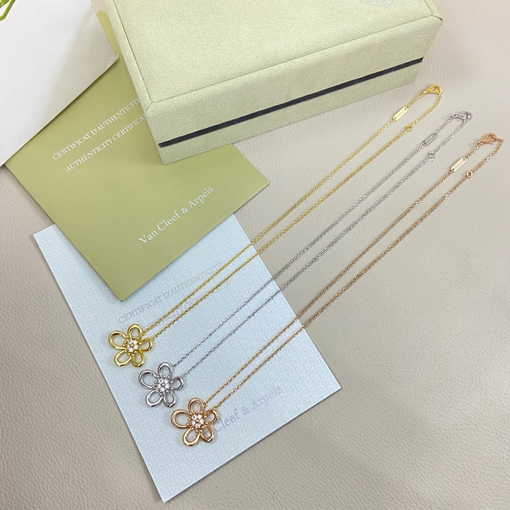 [Luxe JURI]FLOWERLACE NECKLACE 5 DIAMONDS