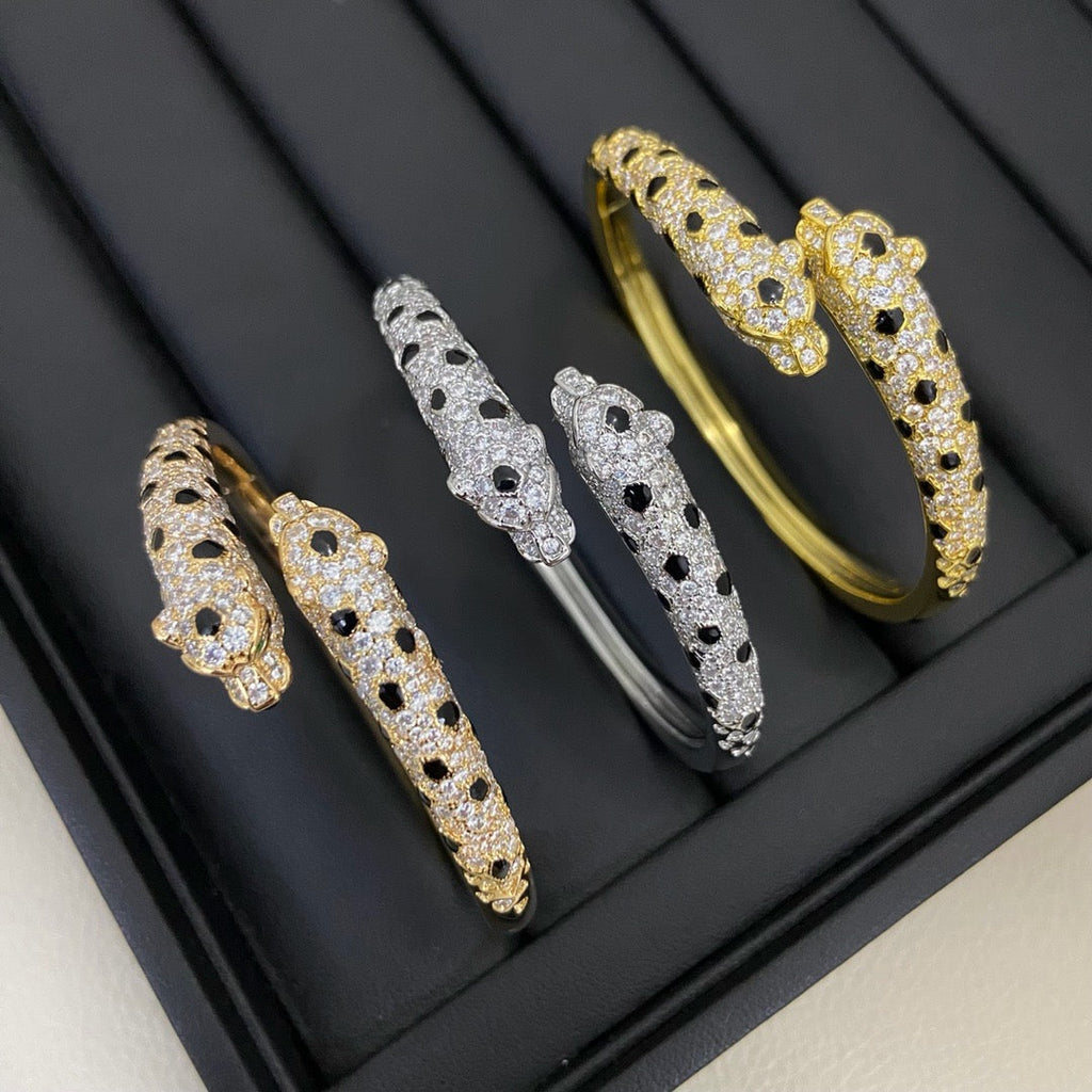 [Luxe Jewelry]PANTHERE DOUBLE HEADED HALF DIAMOND OPEN BRACELET