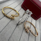 [Luxe Jewelry]PANTHERE DOUBLE HEADED HALF DIAMOND OPEN BRACELET