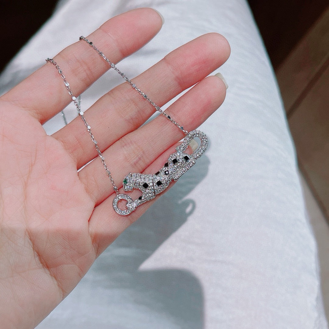 [Luxe Jewelry]PANTHERE PAVED DIAMOND NECKLACE
