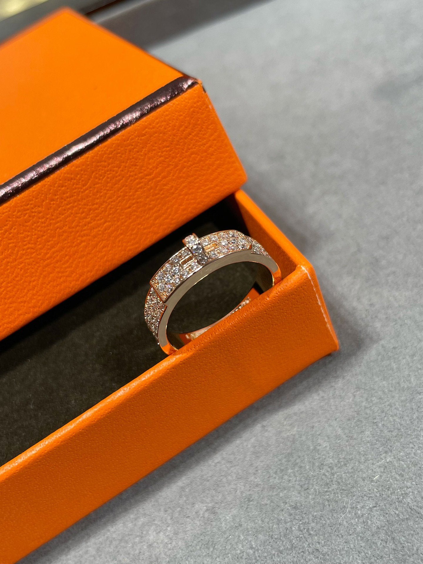 [Luxe]BAGUE KELLY EN OR ROSE ET DIAMANTS
