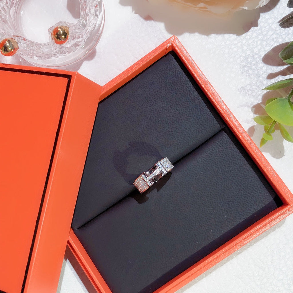 [Luxe]BAGUE H PLEINE DIAMANT