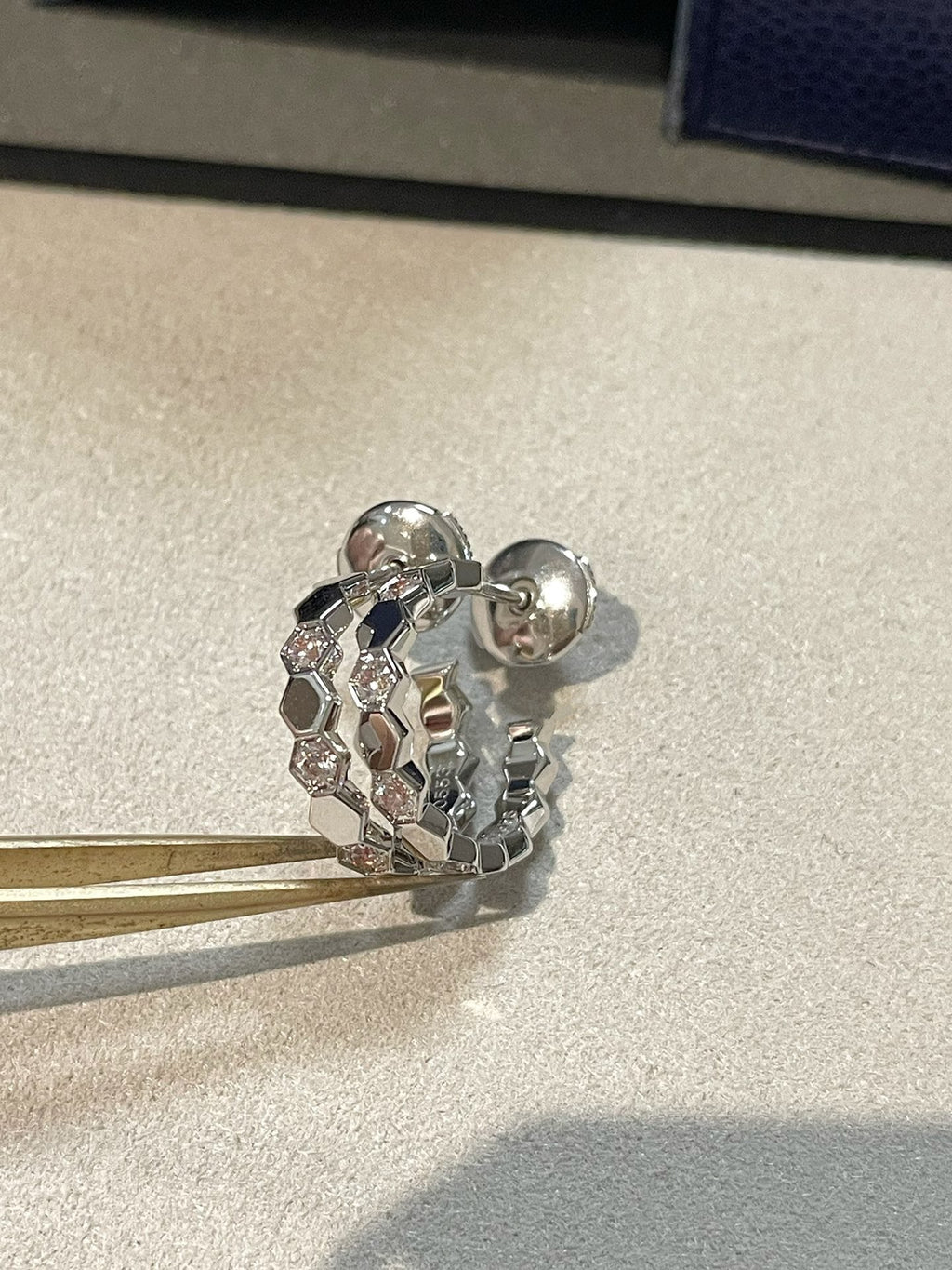 [Luxe]中空デザイン 四つ葉のクローバー フラワーシェイプリング