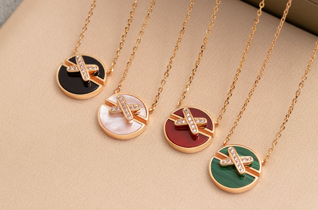 [Luxe]COLLIER JEUX DE DIAMANTS OR ROSE