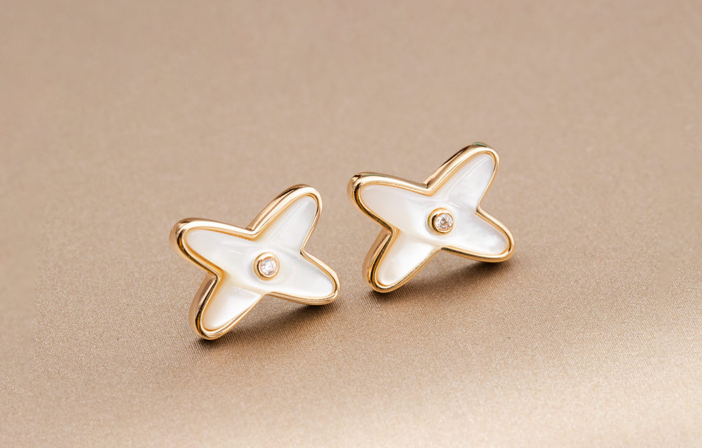 [Luxe]Boucles d'oreilles Jeux de Nacre Blanche Or Rose Diamant