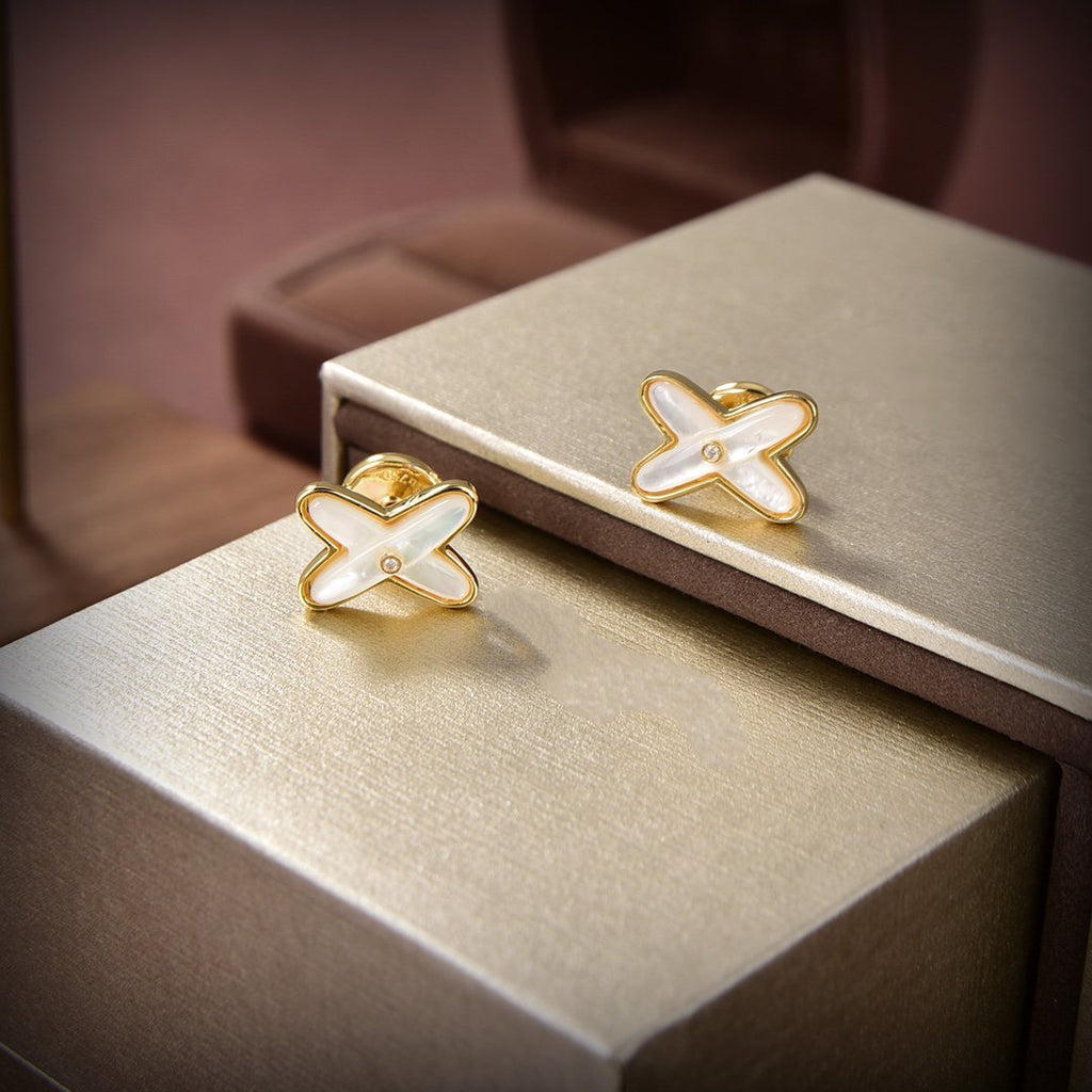 [Luxe]Boucles d'oreilles Jeux de Nacre Blanche Or Diamant