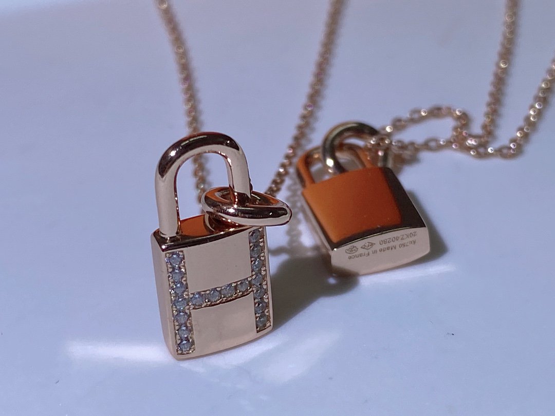 [Luxe]HM アドバンスド ニッチ ロック ヘッド ネックレス ダイヤモンド