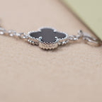 [Luxe] CLOVER 5 MOTIF ONYXS BRACELET COLLECTION