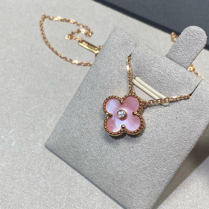 [Luxe]CLOVER 15MM DIAMOND PINK MOP NECKLACE