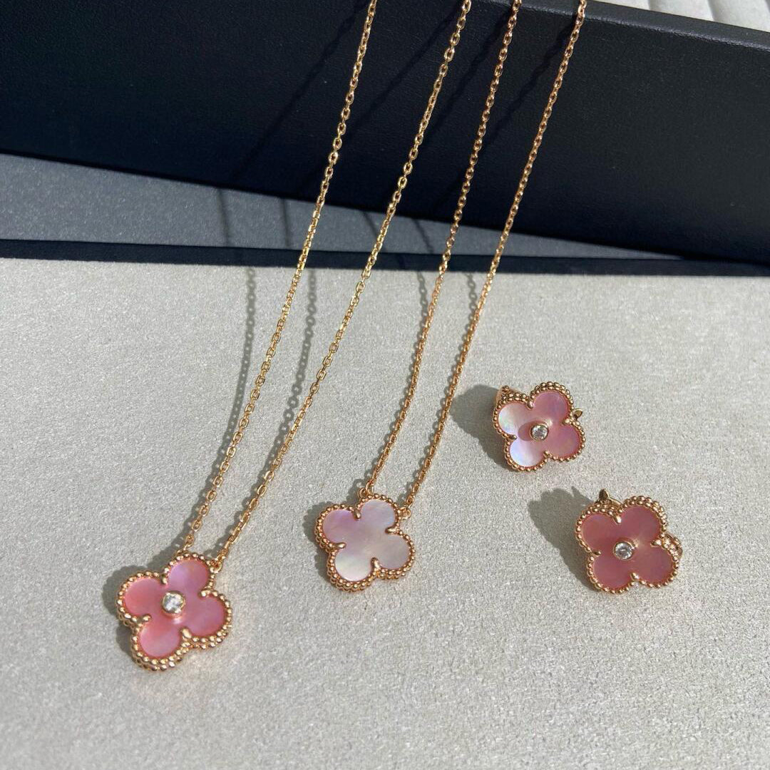 [Luxe]CLOVER MEDIUM 1 DIAMOND PINK EARRINGS