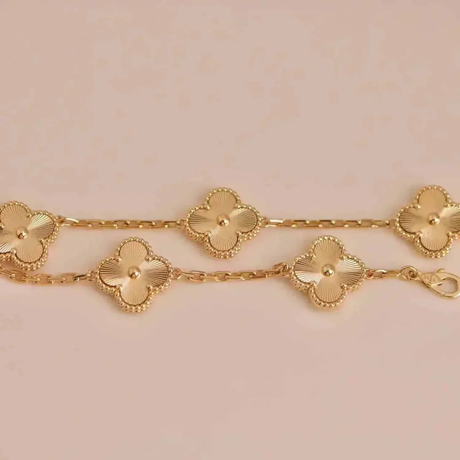 [Luxe] CLOVER 5 MOTIF LASER BRACELET COLLECTION