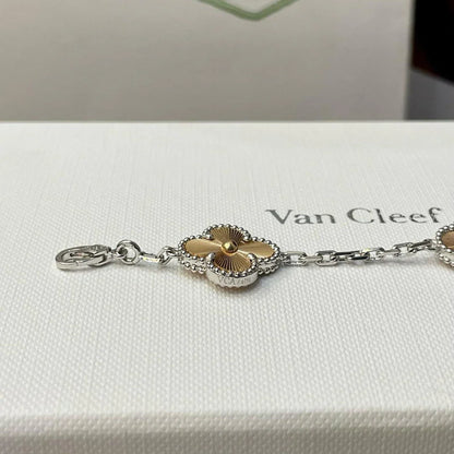 [Luxe] CLOVER 5 MOTIF LASER BRACELET COLLECTION