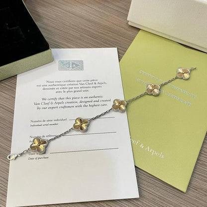 [Luxe] CLOVER 5 MOTIF LASER BRACELET COLLECTION